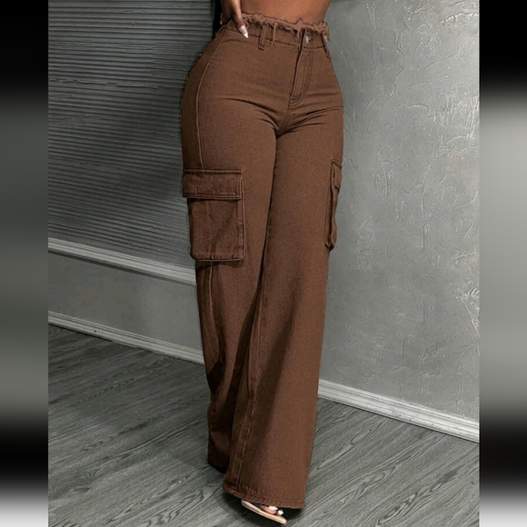 Women's Solid Color Front Button Pocket Raw Hem Casual Mid-Rise Straight Leg Jea - Picture 3 of 6